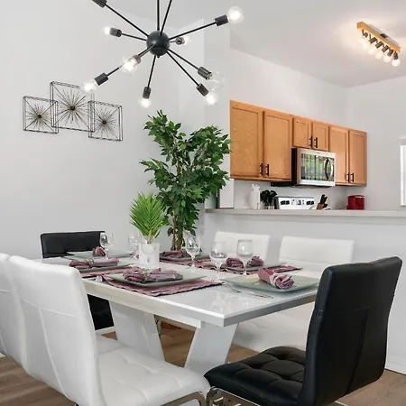 Amazing 3Br 2Ba Townhome With Lake View At Terra Verde!